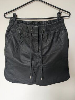 Calvin Klein Women's Size S Black Leather Mini Skirt, Black